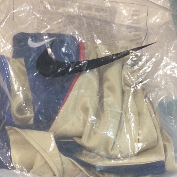 New Wot Barcelona Original Spain Nike Jersey Retro Size Medium . - Picture 5 of 9